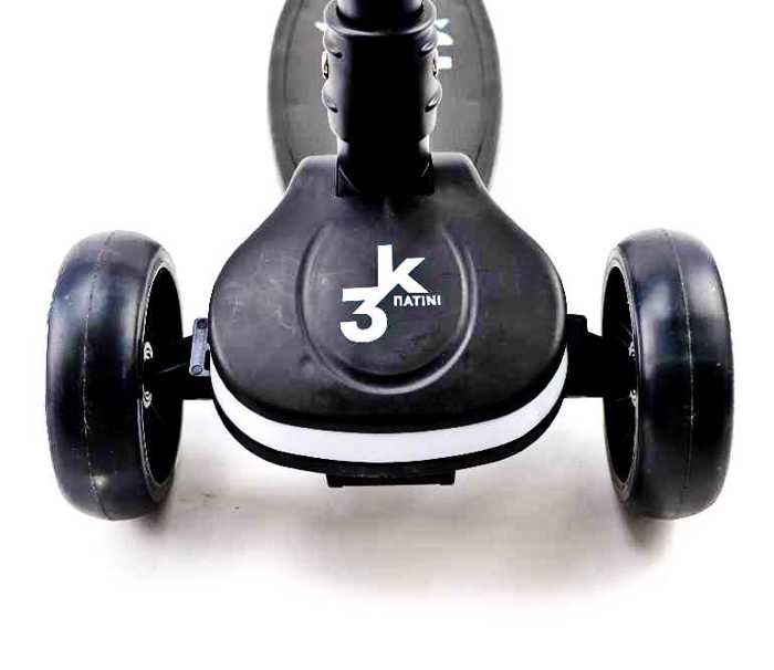 ATHLOPAIDIA Folding scooter with illuminated base and wheels - Black AThLOPAIDIA 3troxo Patini (Scooter) anadiploumeno me fotizomeni basi kai rodakia - Mavro